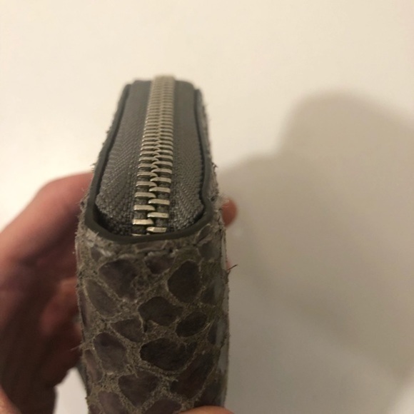 Michael kors snakeskin embossed wristlet wallet